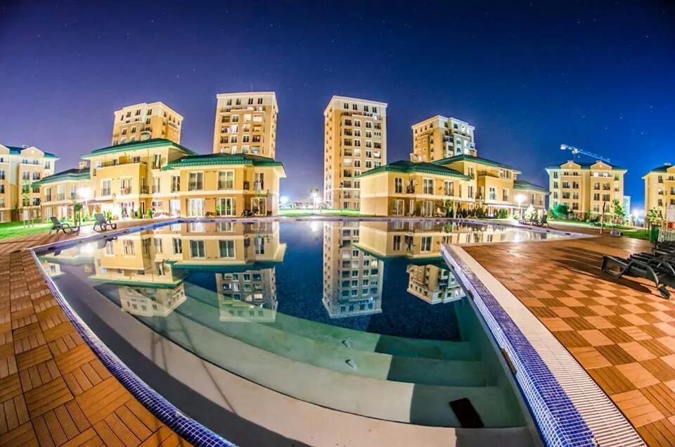 Modern Apartment With Pool In North Bucharest Cretuleasca Luaran gambar